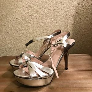 Vince Camuto Peppa Women’s Platform Heel
